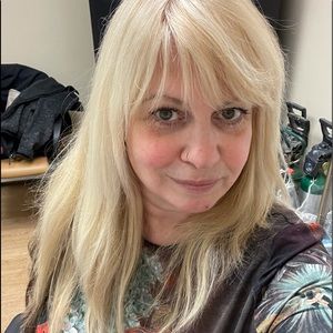 Meet your Posher, Lisa